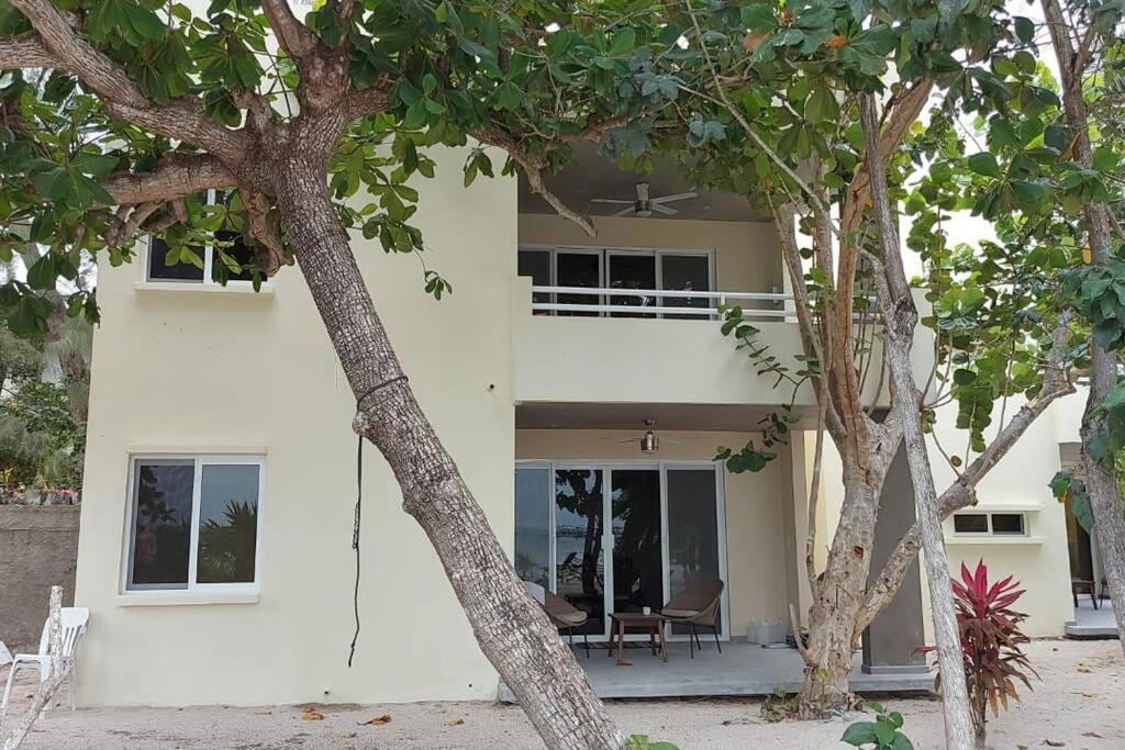 Marysol Great Views Beachfront Next To Nomads D3 إيسلا موخيريس المظهر الخارجي الصورة